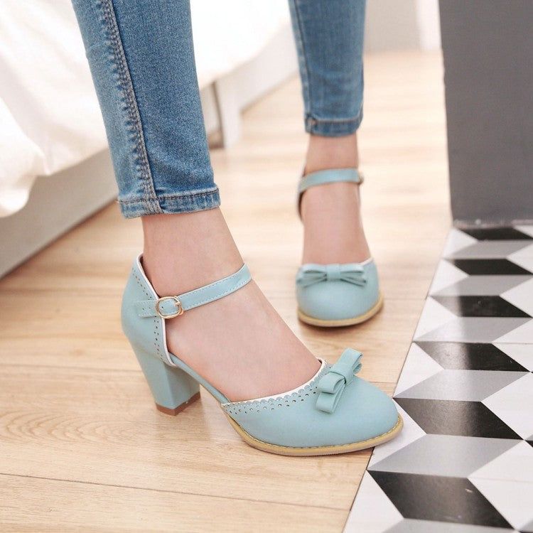 Woman Hollow Out Butterfly Knot Ankle Strap Block Heel Sandals