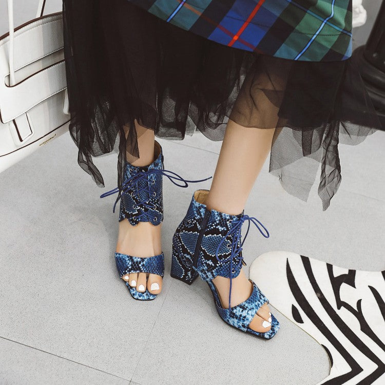 Woman Woven Snake Print Tied Strap Chunky Heel Sandals