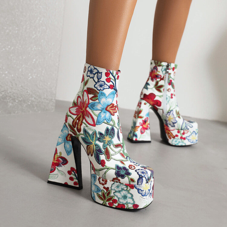 Woman Pu Leather Square Toe Flora Printed Triangle Heel Platform Short Boots