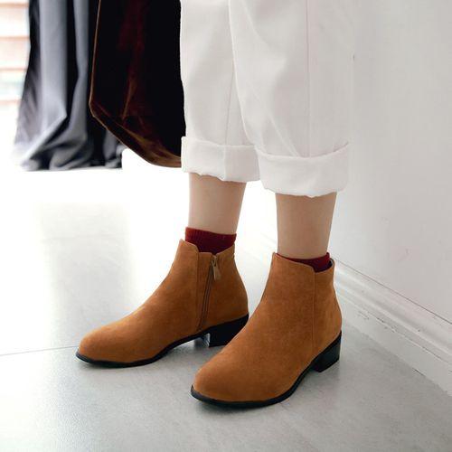 Woman Round Toe Suede Low Heels Short Boots